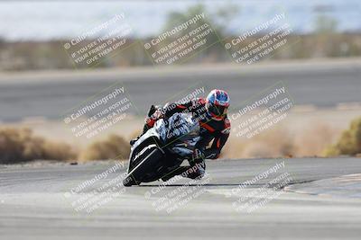 media/Nov-16-2025-Race Pace (Sun) [[8c5fa54630]]/Non Verified Riders (1st 20 Minutes)/1-Turn 14 (10am)/